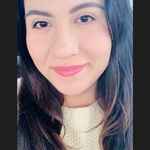 Meet your Posher, Karla